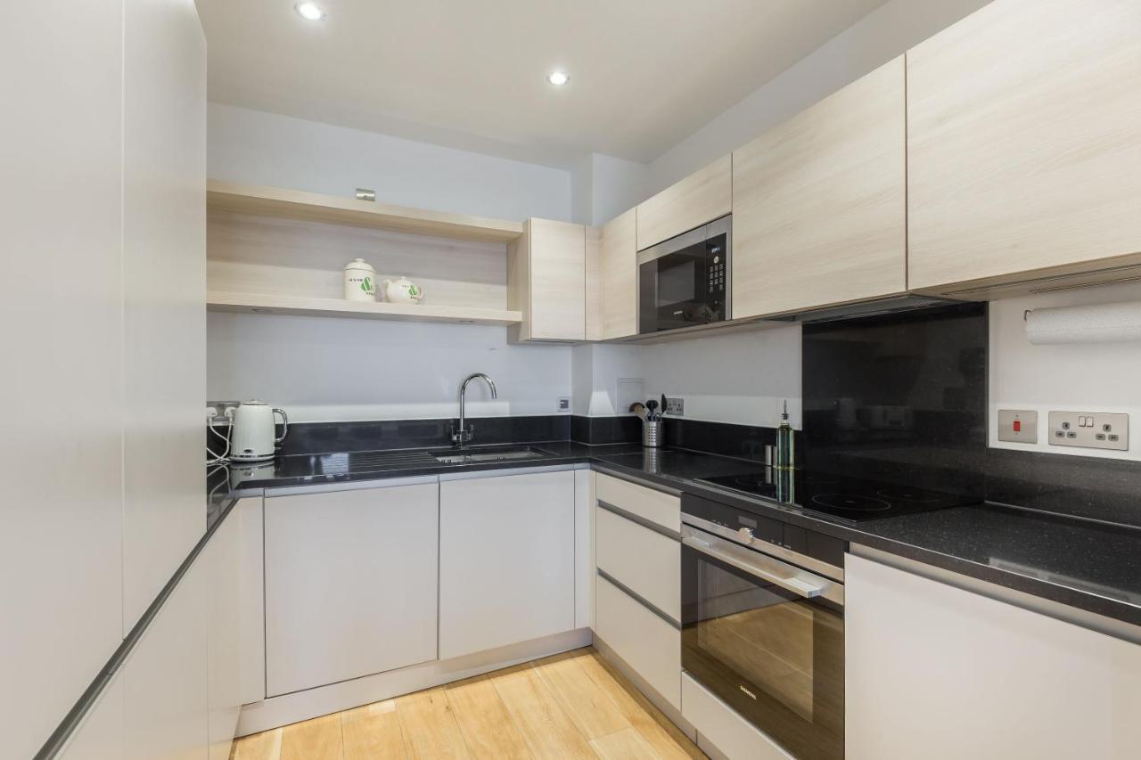 Portobello Apt With Floor-To-Ceiling Views Лондон Экстерьер фото